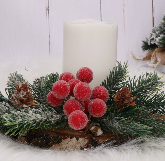 Mattierte Kugeln auf rotem Draht - ca. 6 Stk