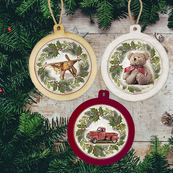 Weihnachts-Decoupage-Starter-Set Kugeln mit Spielzeugen in Winterkränzen