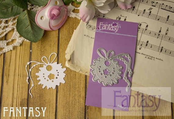 Stanzform Präge Stanzschablone Cutting Die - Fantasy Dies - Lätzchen